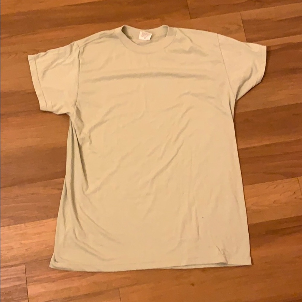 Men’s Cream Shirt.